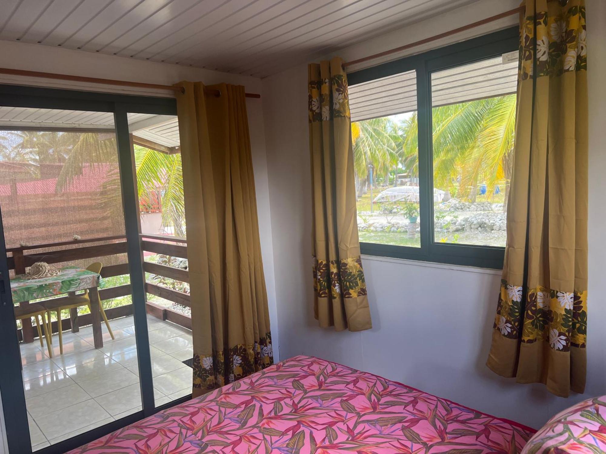 Korikori House Fakarava II Hotel Rotoava Eksteriør billede